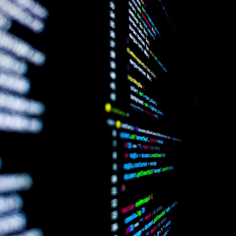 Rack de servidores Linux gestionados con Systemd